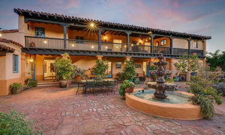 Golden Sunset Residence 4