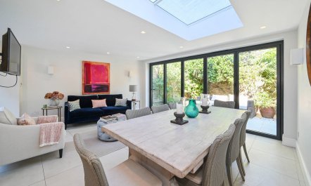 Battersea Parkside 6