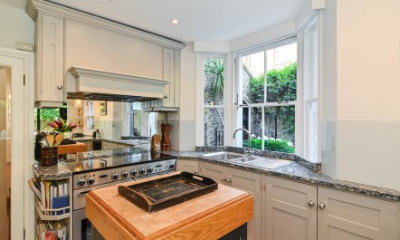 Battersea Parkside 5