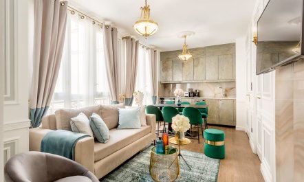 Madame De Pompadour 2