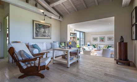 The Peaceful Coast 4