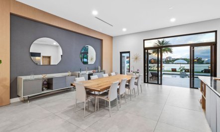 The Floating Villa 4