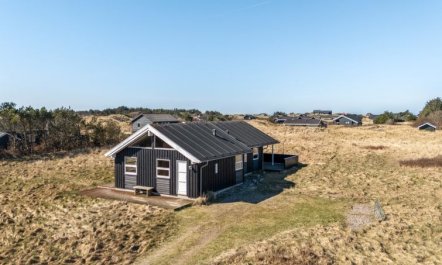 'Sirkka' - 902m from the sea 7