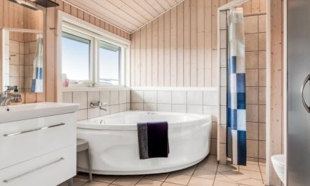 'Dory' - 1.0km from the sea 7