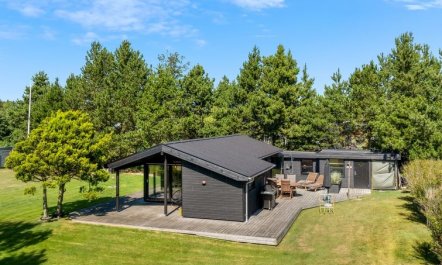 'Litle' - 600m from the sea