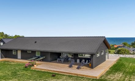 'Siljan' - 400m from the sea 2