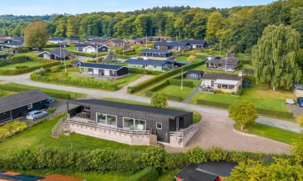 'Fin' - 150m from the sea