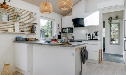 'Jelke' - 50m from the sea 7