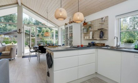 'Jelke' - 50m from the sea 6