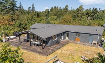 'Milda' - 100m from the sea