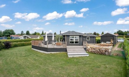 'Glenda' - 2.1km from the sea