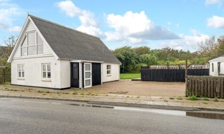 'Raika' - 25m to the fjord