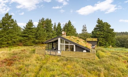 'Tole' - 2km from the sea