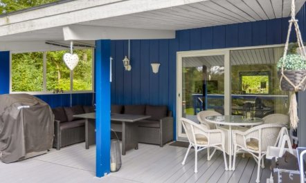 'Anne' - 30km from the sea 6