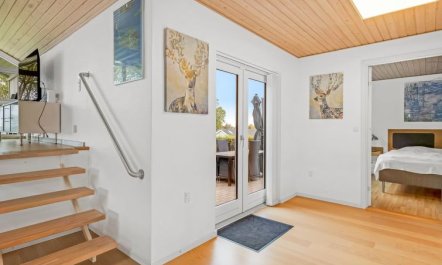 'Panu' - 2.1km from the sea 5