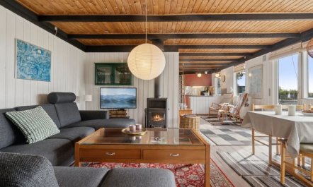 'Joon' - 100m from the sea 7