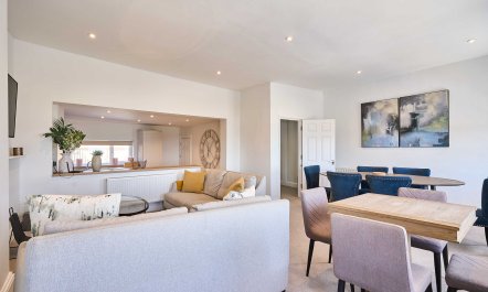 British Beachside Bliss 3