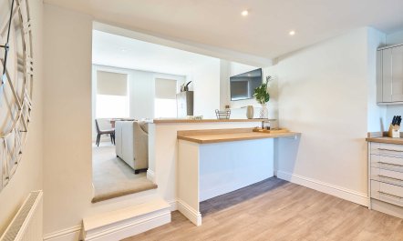 British Beachside Bliss 5