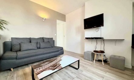 Chic Locale 4