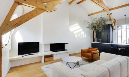 Old Parisian Jewel 2