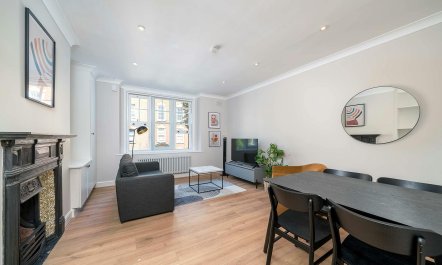 The Modern Londoner 4