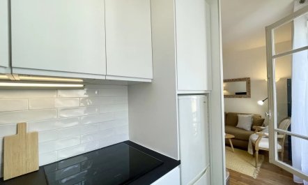 Golden Avenue 4