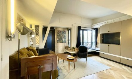 Parisian Shadow 2