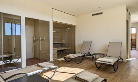 Sea Beyond the Hills 9