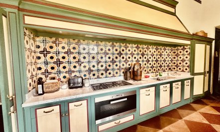 Sea Beyond the Hills 6