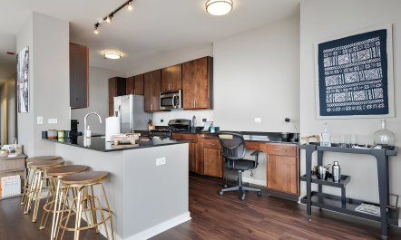 Metropolis Retreat 0