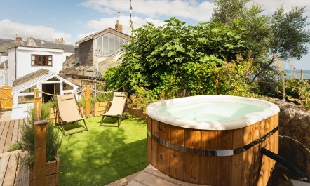 Jurassic Coast Gem 1