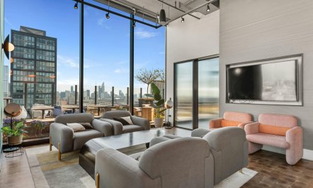 The West Wind Charm 4