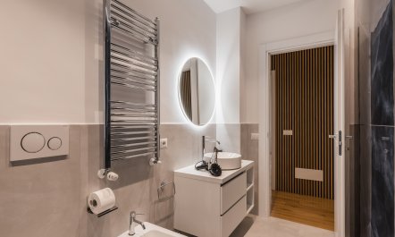 Elegant Italian Place 8