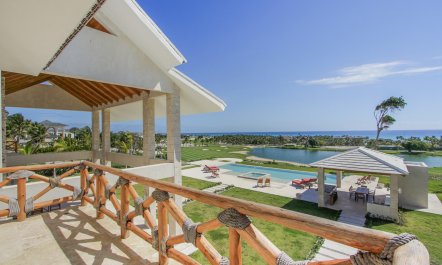 Dominican Breeze 8
