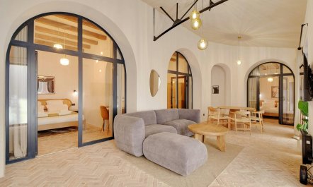 Old Parisian Charm 2