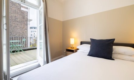 The Beau Of Buckingham 4