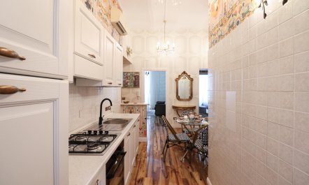 Art Deco Dwelling 7
