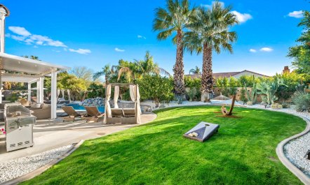 Desert Living 6