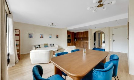 Notes From Neuilly 3