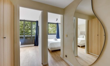 Notes From Neuilly 7