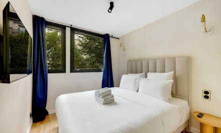 Notes From Neuilly 8