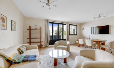 Grand Parisian Story