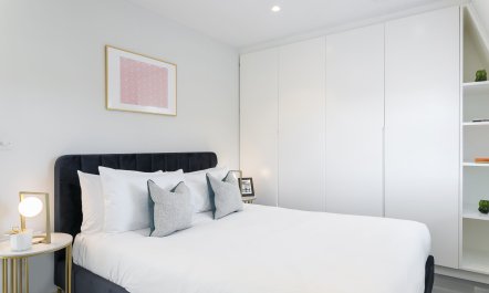 The Regal Residence 9