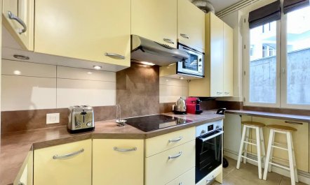 Parisian City Lights 4