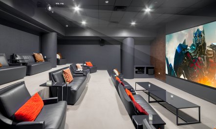 Metropolis Respite 8