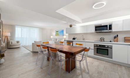 Miami Beach Stories 1