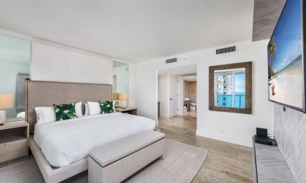 Miami Beach Stories 4