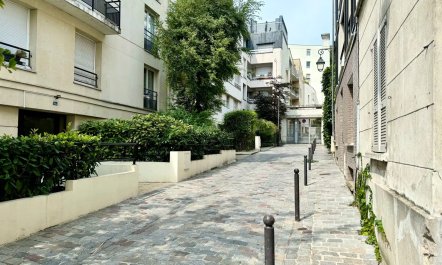 Elegant Avenue 7