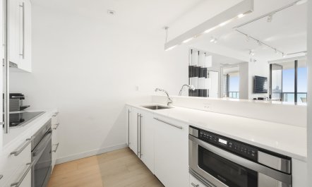 Ocean & City Views 8