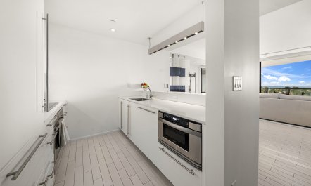 South Beach Escape 8